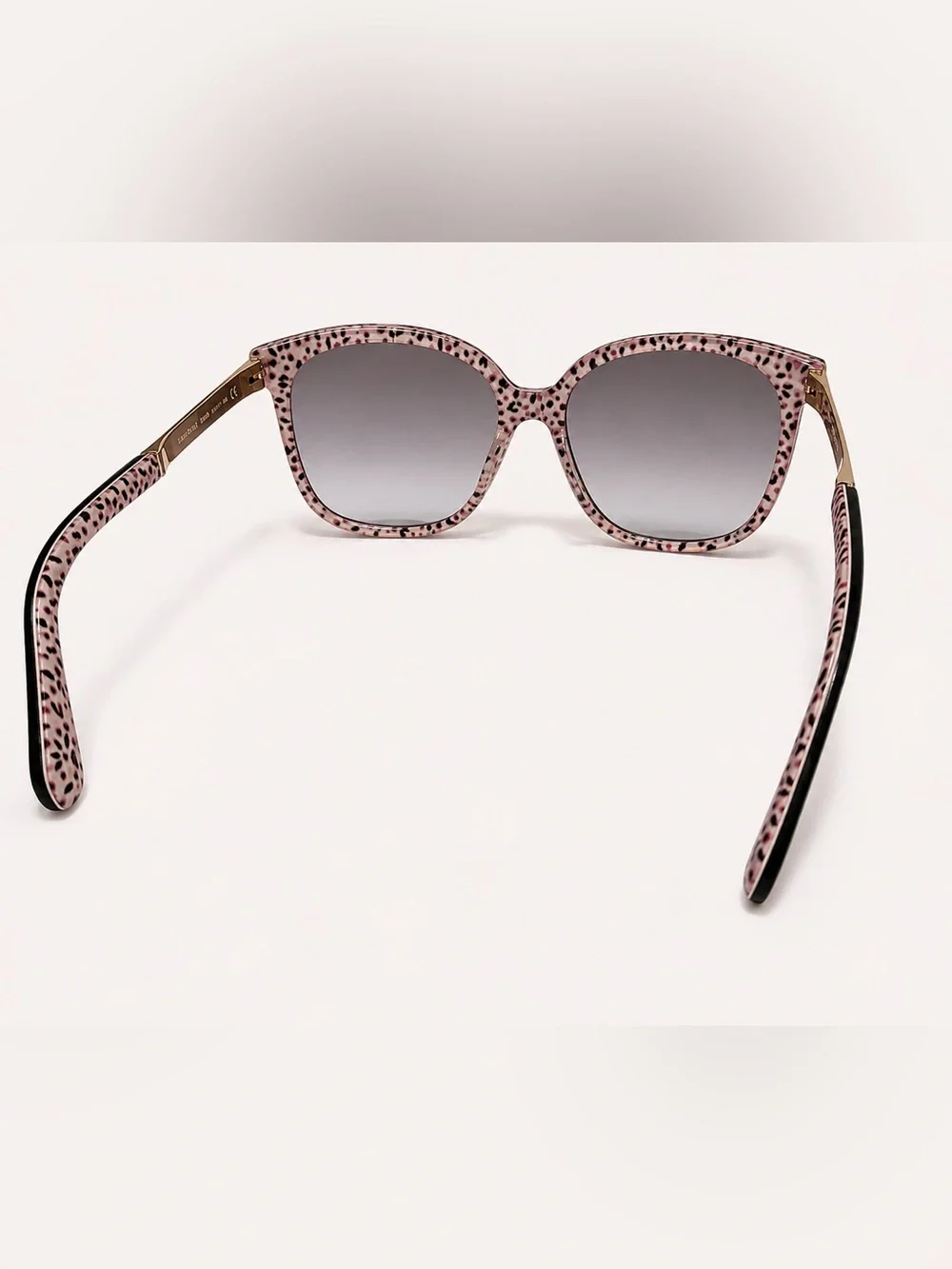 Kate Spade New York Sunglasses + Case & Cleaning Cloth